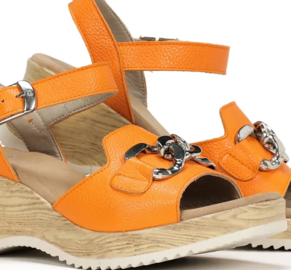 Shop Fluchos UBARI D9034 Sandalia Naranja